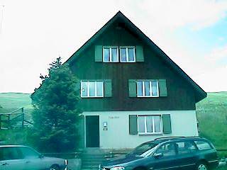 Huette02.jpg (13058 Byte)