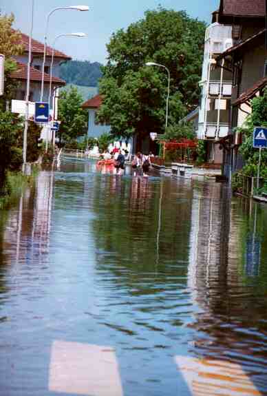 Bahnhofstrasse.jpg (23510 Byte)