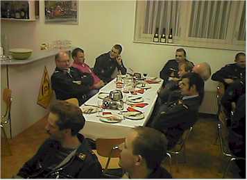 pike9904.jpg (12840 Byte)