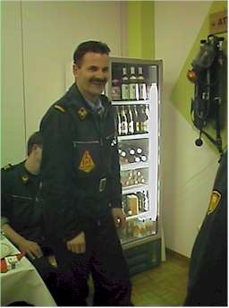 pike9906.jpg (11580 Byte)